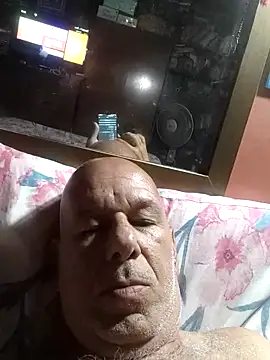 Snapshot of FabiQuilmes chatting on March 4, 2025, 11:22 pm FabiQuilmes online show from March 4, 2025, 11:22 pm