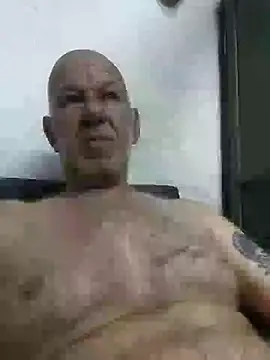 Snapshot of FabiQuilmes chatting on March 6, 2025, 12:32 am FabiQuilmes online show from March 6, 2025, 12:32 am