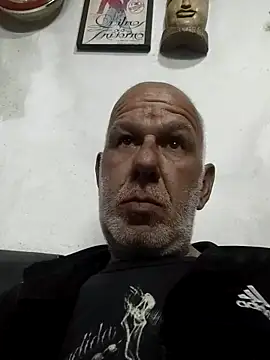 Snapshot of FabiQuilmes chatting on September 13, 2025, 11:37 pm FabiQuilmes online show from September 13, 2025, 11:37 pm