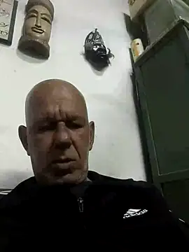 Snapshot of FabiQuilmes chatting on September 21, 2025, 7:37 pm FabiQuilmes online show from September 21, 2025, 7:37 pm