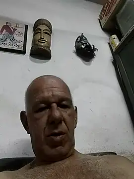 Snapshot of FabiQuilmes chatting on March 6, 2026, 7:10 pm FabiQuilmes online show from March 6, 2026, 7:10 pm
