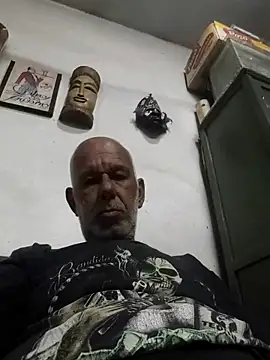 Snapshot of FabiQuilmes chatting on April 26, 2026, 2:31 am FabiQuilmes online show from April 26, 2026, 2:31 am