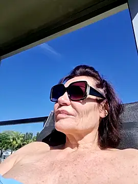 aubade246 online show from February 24, 2026, 11:08 am