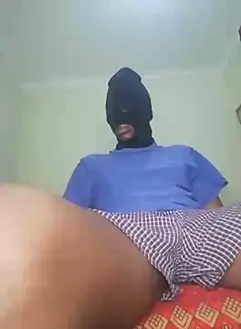 Snapshot of Gifttheskimaskboy chatting on October 6, 2025, 9:01 pm Gifttheskimaskboy online show from October 6, 2025, 9:01 pm