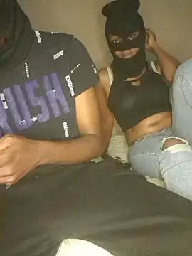 Snapshot of Gifttheskimaskboy chatting on November 18, 2025, 8:35 pm Gifttheskimaskboy online show from November 18, 2025, 8:35 pm