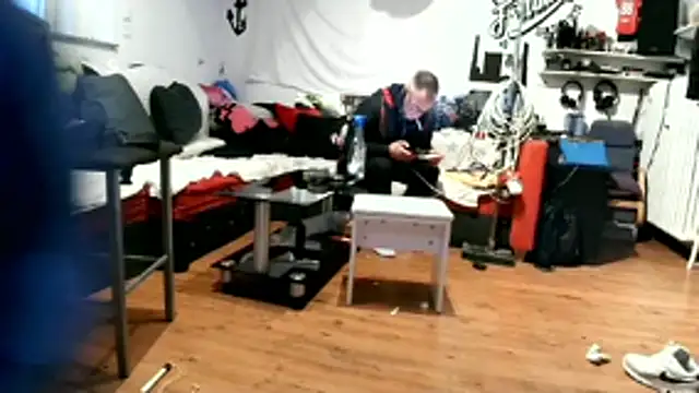 Snapshot of lukasdie chatting on May 15, 2026, 3:52 pm lukasdie online show from May 15, 2026, 3:52 pm