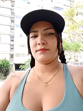 camiysebas21 online show from September 30, 2025, 4:56 pm