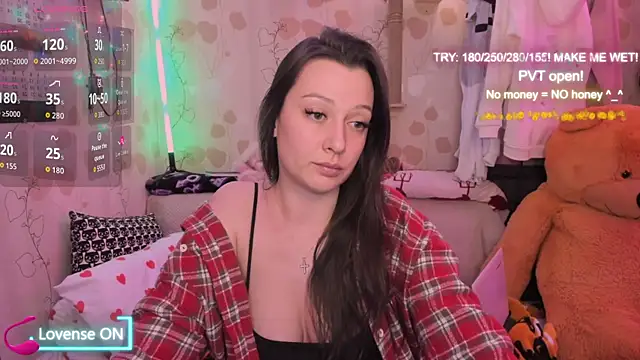 Lilly Black88888 online show from April 13, 2026, 6:57 pm