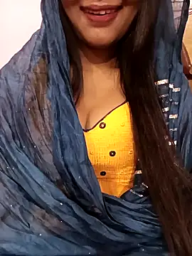 Snapshot of Yours-Bebo chatting on January 26, 2025, 11:50 am Yours-Bebo online show from January 26, 2025, 11:50 am