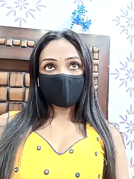 Snapshot of Yours-Bebo chatting on January 26, 2025, 5:34 pm Yours-Bebo online show from January 26, 2025, 5:34 pm