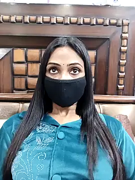 Snapshot of Yours-Bebo chatting on January 30, 2025, 12:37 pm Yours-Bebo online show from January 30, 2025, 12:37 pm