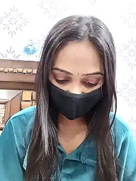 Snapshot of Yours-Bebo chatting on February 6, 2025, 10:15 am Yours-Bebo online show from February 6, 2025, 10:15 am