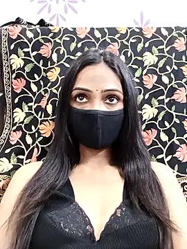 Snapshot of Yours-Bebo chatting on February 24, 2025, 9:43 am Yours-Bebo online show from February 24, 2025, 9:43 am