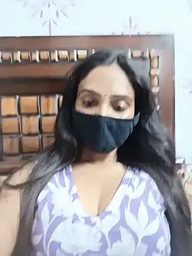 Snapshot of Yours-Bebo chatting on July 20, 2026, 7:22 am Yours-Bebo online show from July 20, 2026, 7:22 am