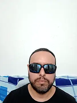 ElSunEagle online show from April 4, 2026, 2:43 am