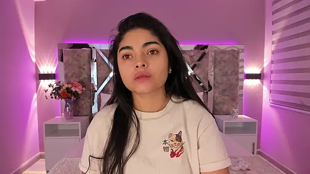 GiselOrtiz online show from February 3, 2025, 11:09 am