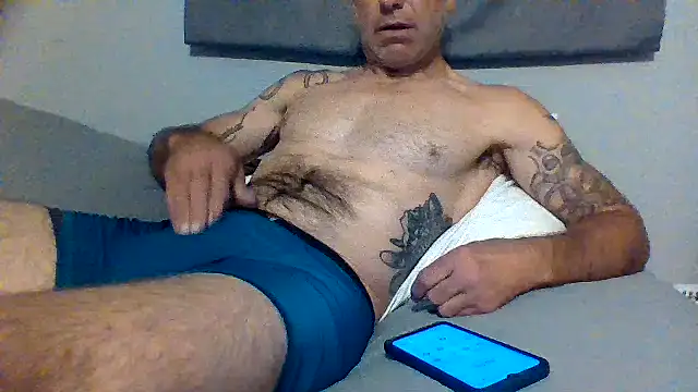 Pcsammy73 online show from April 10, 2026, 3:06 pm