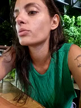 liquorlipsoficial online show from January 29, 2025, 10:11 pm