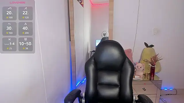 Snapshot of hellensexy chatting on September 19, 2025, 8:42 pm hellensexy online show from September 19, 2025, 8:42 pm