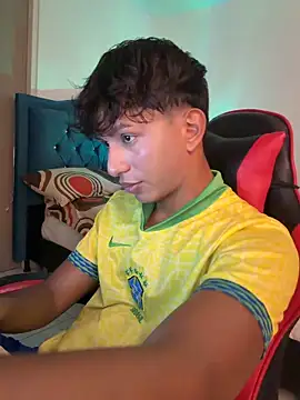 Leonarrrd 01 online show from April 29, 2026, 12:27 am