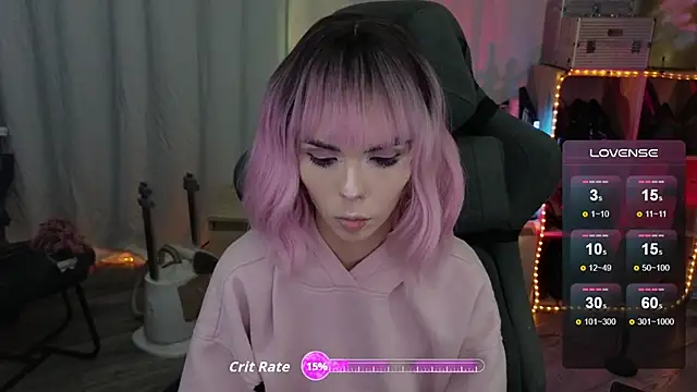 Kerry Kirk online show from November 4, 2025, 9:03 pm