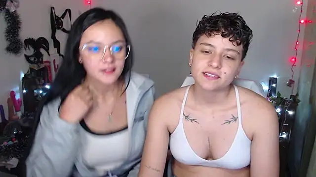 Antonella Cruz02 online show from December 19, 2024, 1:39 am