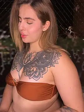 ValerieHilton online show from January 15, 2025, 12:51 am