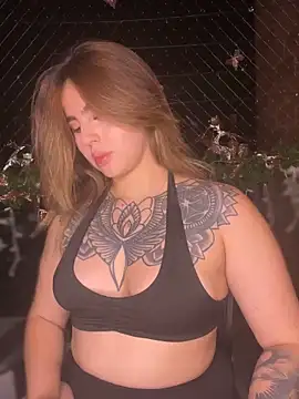 ValerieHilton online show from January 17, 2025, 12:42 am