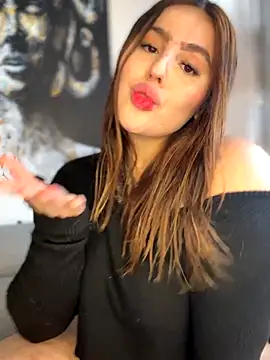 ValerieHilton online show from October 19, 2025, 7:03 pm