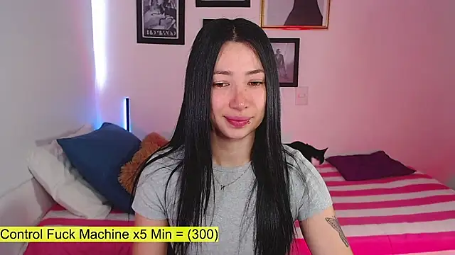 lilyy evanss online show from March 11, 2025, 8:42 pm