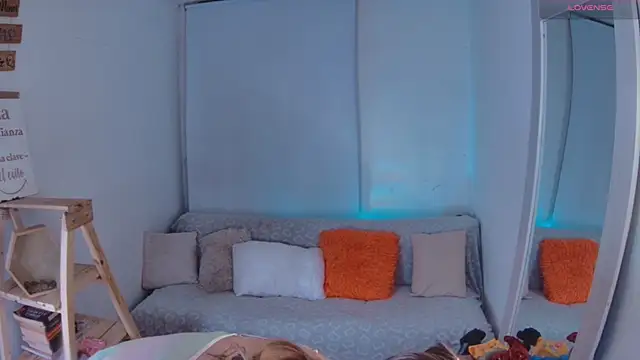 Lucy Princes online show from January 5, 2025, 4:36 am