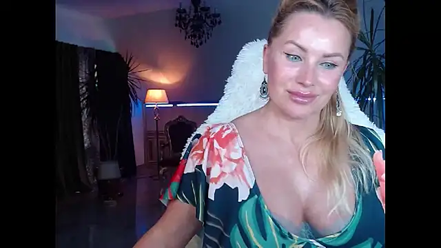 Snapshot of eyesangel22 chatting on December 9, 2024, 11:58 am eyesangel22 online show from December 9, 2024, 11:58 am