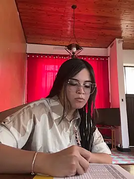 CamilaSofiia online show from March 2, 2026, 9:21 pm