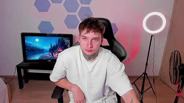 Chris Tyson online show from September 8, 2025, 9:25 pm