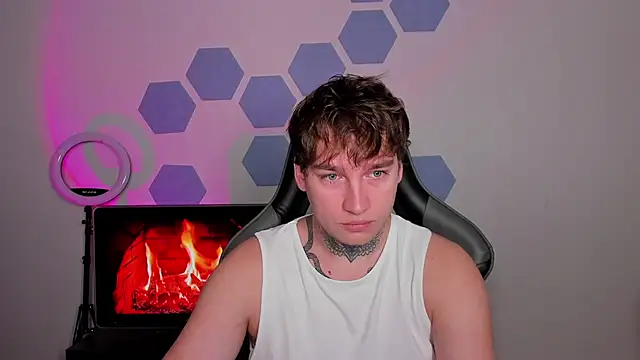 Chris Tyson online show from November 6, 2025, 3:07 am