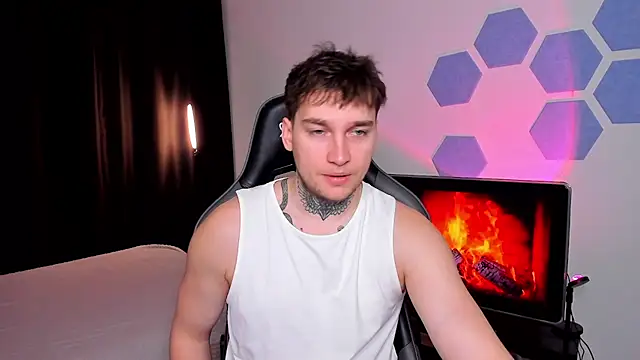 Chris Tyson online show from December 21, 2025, 12:45 pm