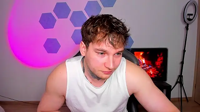 Chris Tyson online show from March 21, 2026, 8:41 am