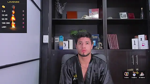 EdwardRoss  online show from February 12, 2025, 10:56 am