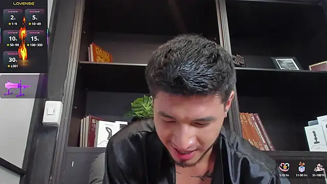 EdwardRoss  online show from February 28, 2025, 1:26 am