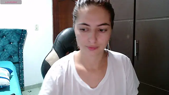 Kate lorens9 online show from December 14, 2024, 1:28 am