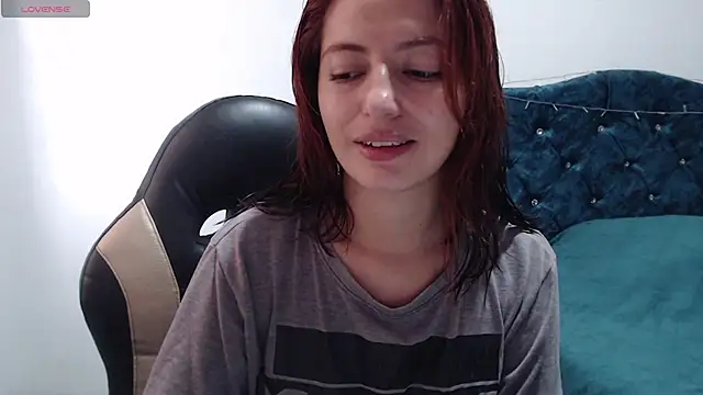 Kate lorens9 online show from February 19, 2025, 1:17 pm