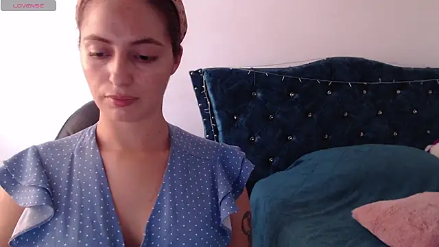 Kate lorens9 online show from February 24, 2025, 7:30 pm