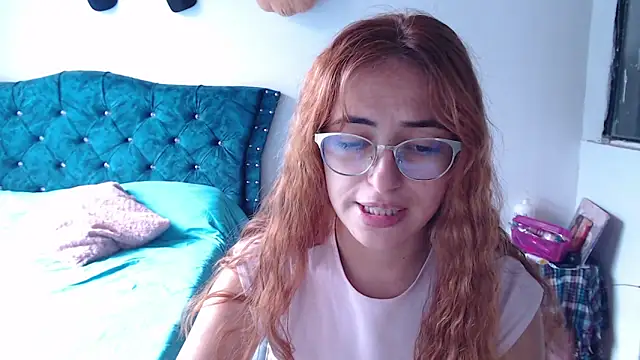 Kate lorens9 online show from May 25, 2026, 2:45 pm