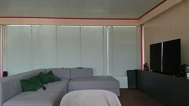 Sheandhim23 online show from February 26, 2025, 11:41 am