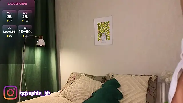 Snapshot of ErinLewist chatting on March 21, 2025, 1:13 am ErinLewist online show from March 21, 2025, 1:13 am