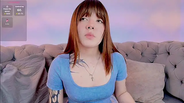 Snapshot of Fluffy_Bubble21 chatting on September 10, 2025, 3:17 am Fluffy Bubble21 online show from September 10, 2025, 3:17 am