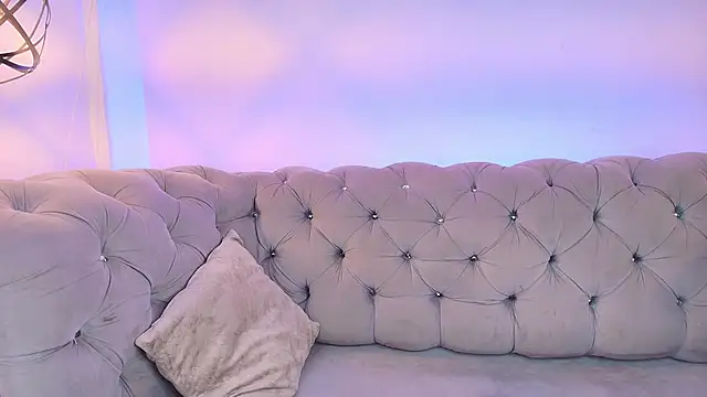 Snapshot of Fluffy_Bubble21 chatting on September 20, 2025, 3:40 am Fluffy Bubble21 online show from September 20, 2025, 3:40 am