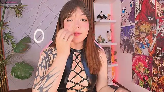 Snapshot of Fluffy_Bubble21 chatting on January 10, 2026, 4:36 am Fluffy Bubble21 online show from January 10, 2026, 4:36 am