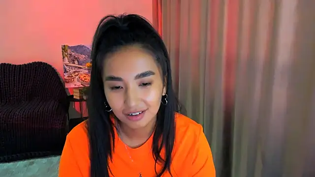 Snapshot of worldofkim chatting on February 23, 2025, 12:27 pm worldofkim online show from February 23, 2025, 12:27 pm