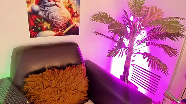 Snapshot of Miia_Thompsonn chatting on December 6, 2024, 3:08 am Miia Thompsonn online show from December 6, 2024, 3:08 am